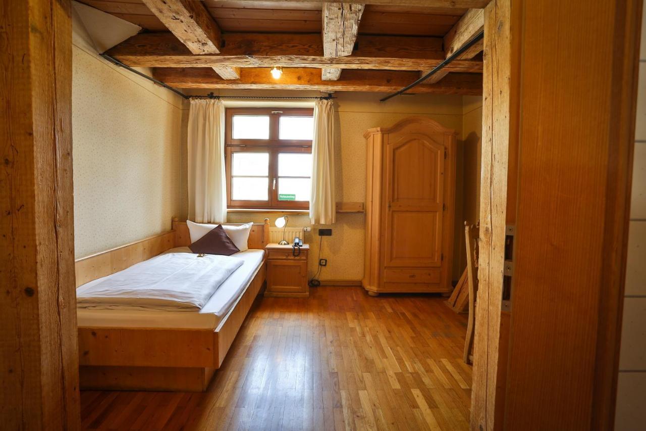 Hotel-Brauereigasthof Josef Fuchs Neusass Buitenkant foto