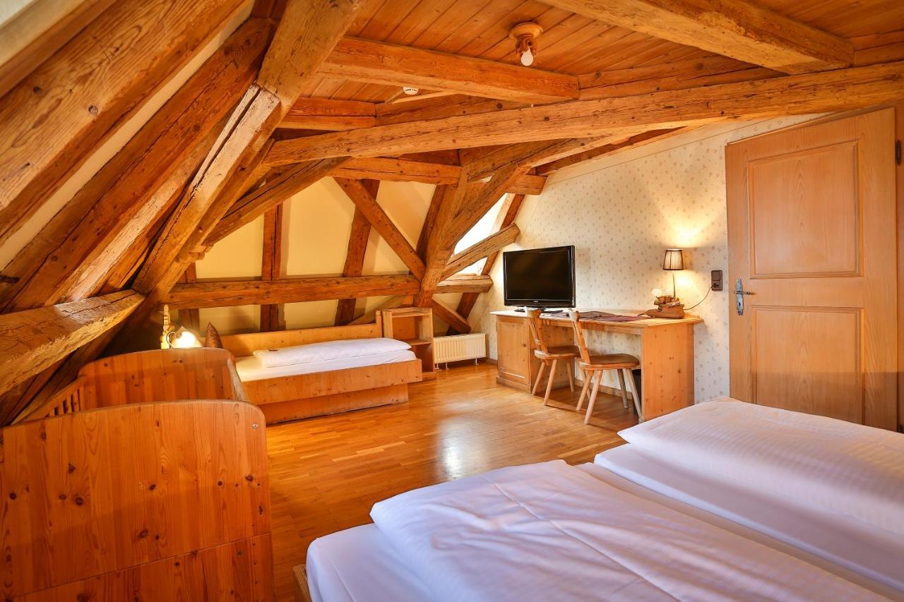 Hotel-Brauereigasthof Josef Fuchs Neusass Buitenkant foto